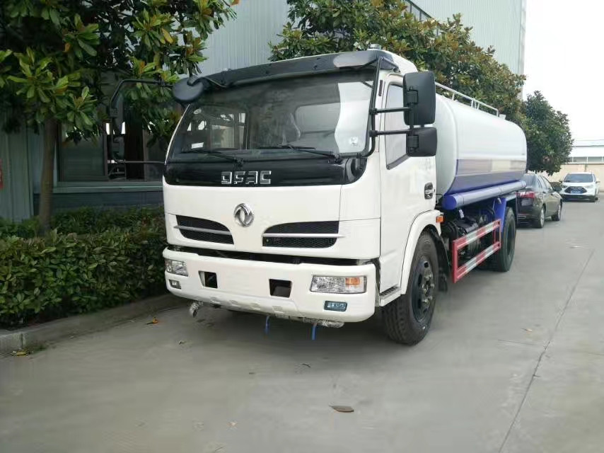 8����ˮ܇�N�����ģ��|�L(f��ng)8����ˮ܇�S���N�ۣ�8����ˮ܇�r(ji��)�񣬳����|�L(f��ng)8����ˮ܇�N������