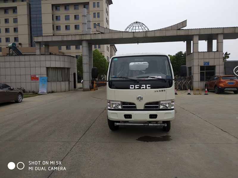 東風5噸灑水車圖片 東風5噸灑水車圖片