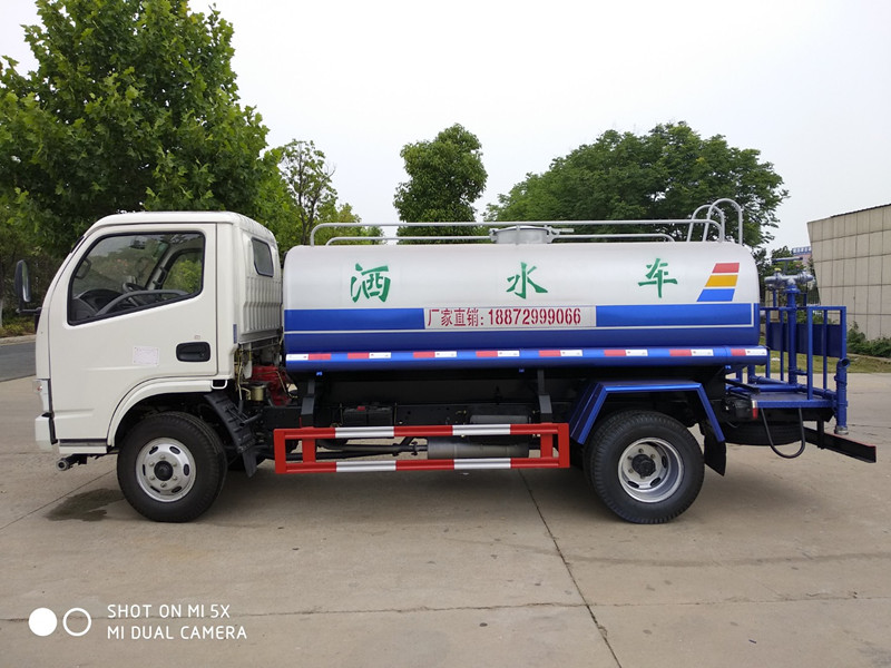 東風5噸灑水車圖片 東風5噸灑水車圖片