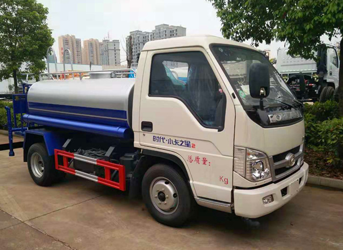 小型灑水車 小型灑水車