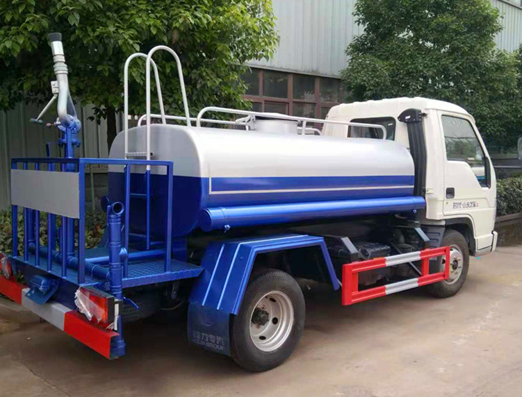 小型灑水車 小型灑水車