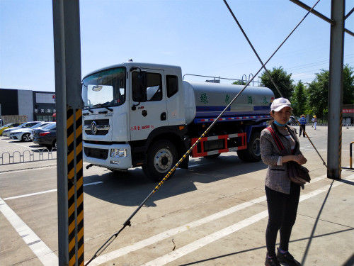 多功能灑水車(chē)報(bào)價(jià) 多功能灑水車(chē)報(bào)價(jià)