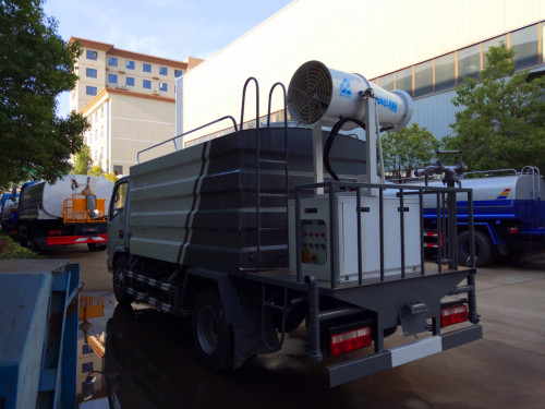 國六灑水車供應,國六灑水車多少錢,程力國六灑水車生產廠家 國六灑水車供應,國六灑水車多少錢,程力國六灑水車生產廠家