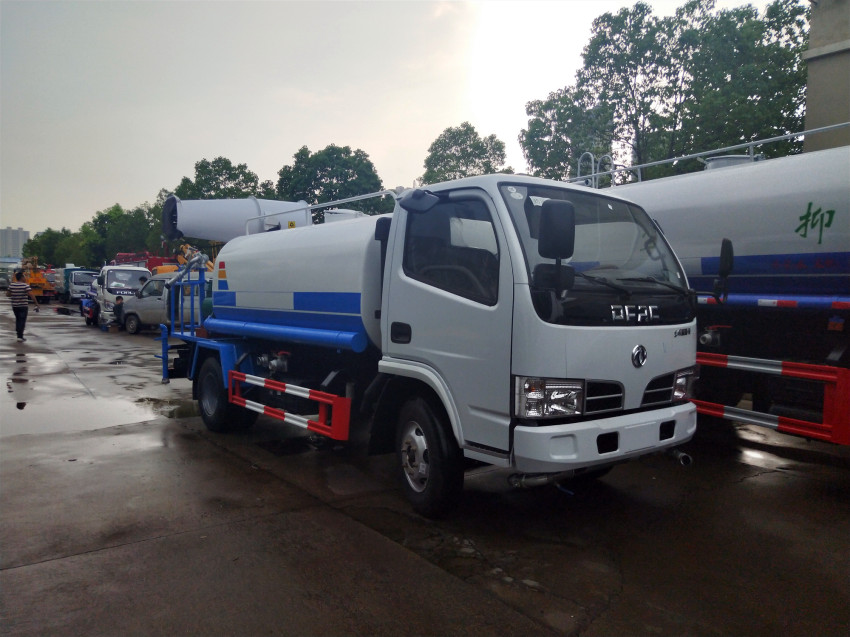 霧炮車(chē)功能及配置介紹-程力集團(tuán) 霧炮車(chē)功能及配置介紹-程力集團(tuán)