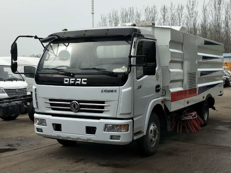 東風(fēng)大多利卡掃路車-東風(fēng)大多利卡道路清掃車有哪些功能亮點(diǎn) 東風(fēng)大多利卡掃路車-東風(fēng)大多利卡道路清掃車有哪些功能亮點(diǎn)