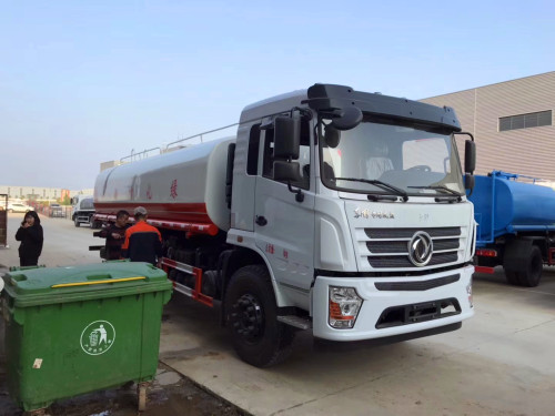 �����h(hu��n)�l(w��i)С�͞�ˮ܇�S��-��ˮ܇�r���r-�������F