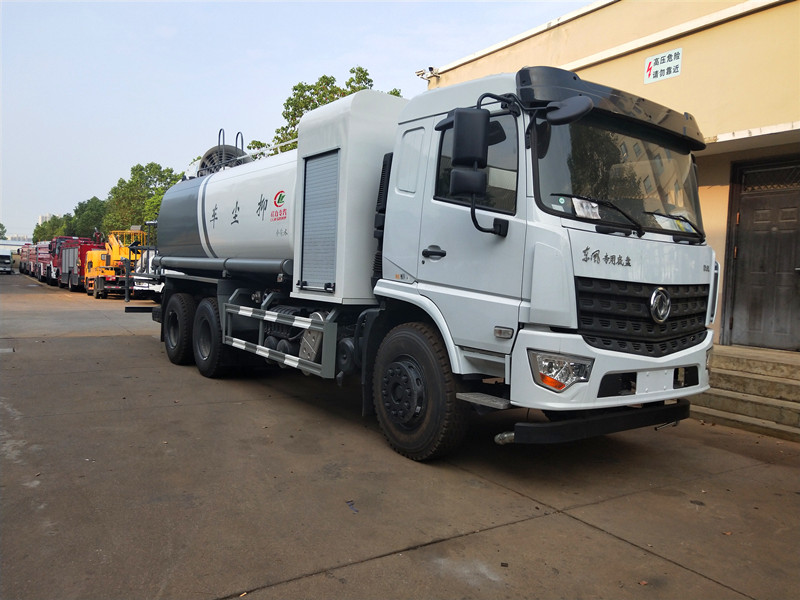 小區(qū)灑水車 ,多功能綠化灑水車廠家 東風輕卡灑水車 小區(qū)灑水車 ,多功能綠化灑水車廠家 東風輕卡灑水車