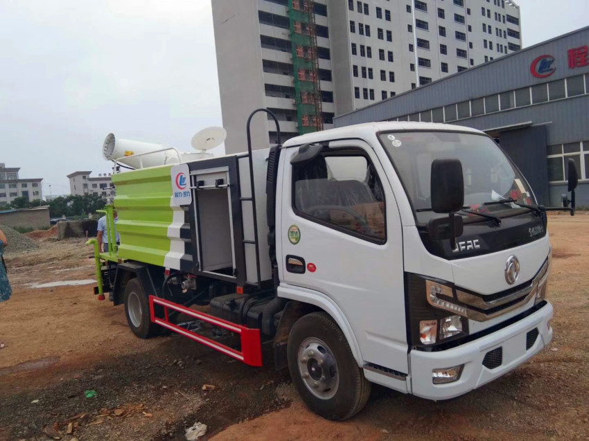 多功能抑塵車,大型城市街區(qū)噴霧車,霧炮灑水車 多功能抑塵車,大型城市街區(qū)噴霧車,霧炮灑水車