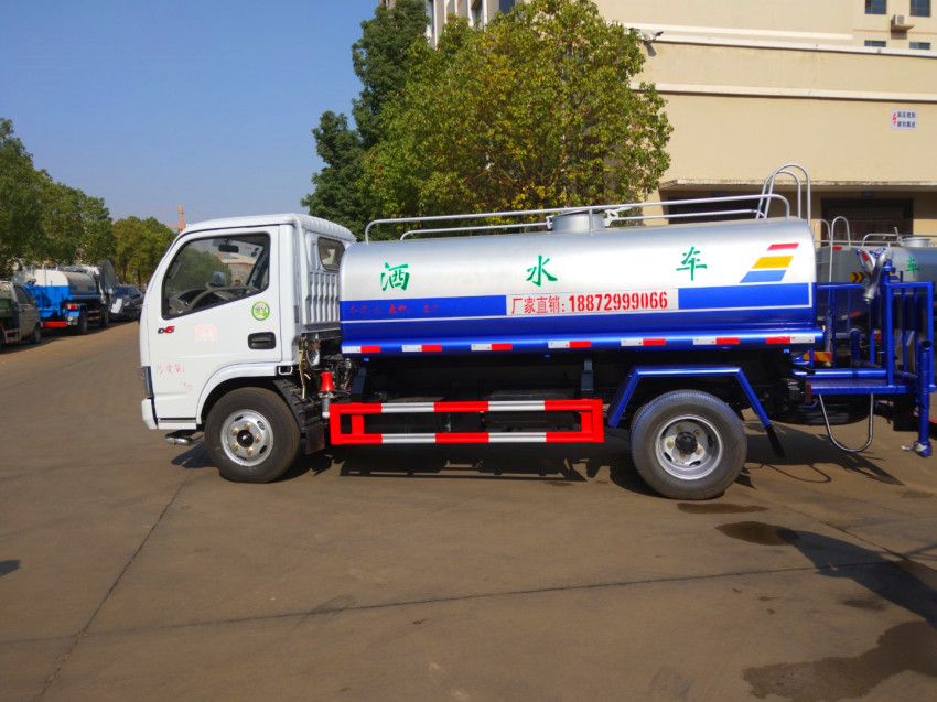 東風綠化灑水車 程力5噸灑水車廠家價格 東風綠化灑水車 程力5噸灑水車廠家價格