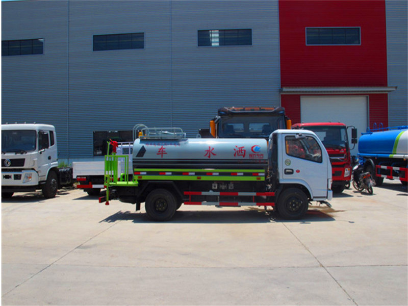 5方霧炮灑水車哪家便宜園林綠化車價(jià)格-湖北程力 5方霧炮灑水車哪家便宜園林綠化車價(jià)格-湖北程力