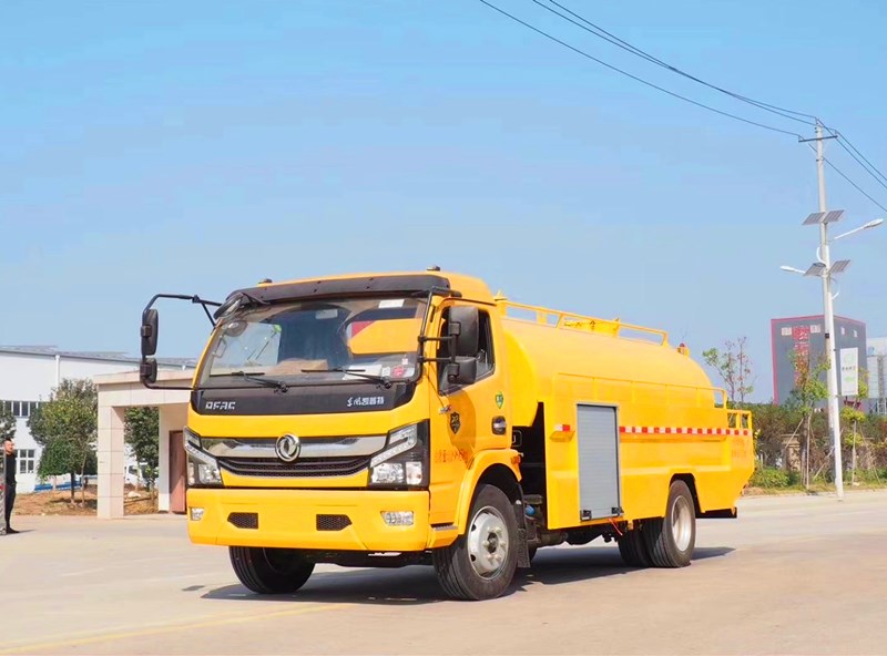 東風(fēng)多利卡高壓清洗吸污車EQ1110SJ8BDC型國五排放 東風(fēng)多利卡高壓清洗吸污車EQ1110SJ8BDC型國五排放