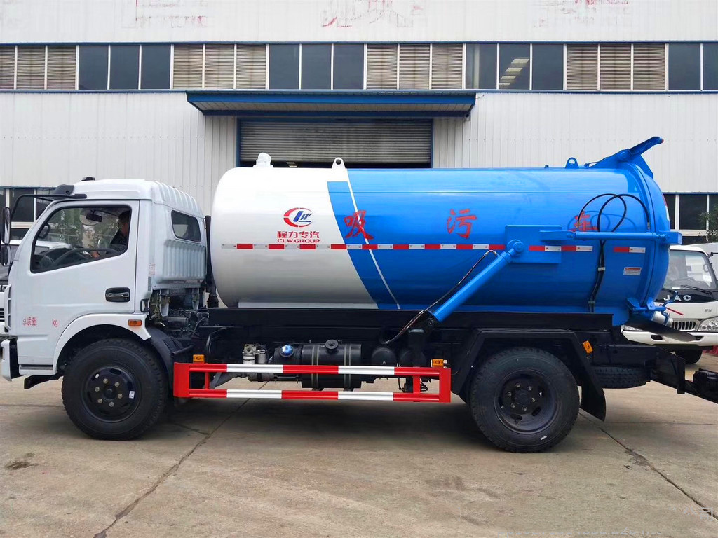 東風(fēng)多利卡D7黃牌吸污車廠家直銷疏通車6方吸污車價格優(yōu)惠 東風(fēng)多利卡D7黃牌吸污車廠家直銷疏通車6方吸污車價格優(yōu)惠