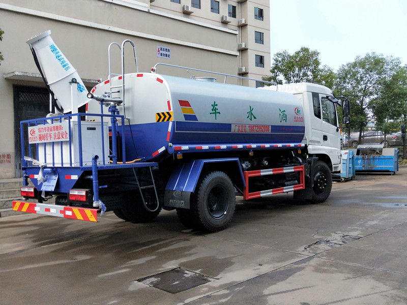 東風(fēng)專底11噸抑塵車綠化灑水車全網(wǎng)最優(yōu) 東風(fēng)專底11噸抑塵車綠化灑水車全網(wǎng)最優(yōu)