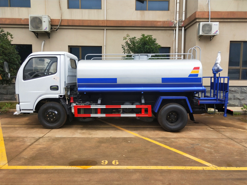 東風5噸多利卡灑水車(國五新產品)-湖北程力灑水車生產廠家 東風5噸多利卡灑水車(國五新產品)-湖北程力灑水車生產廠家