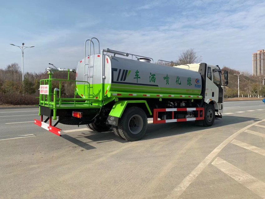 新東日牌YZR5180GSSCA6型灑水車 新東日牌YZR5180GSSCA6型灑水車