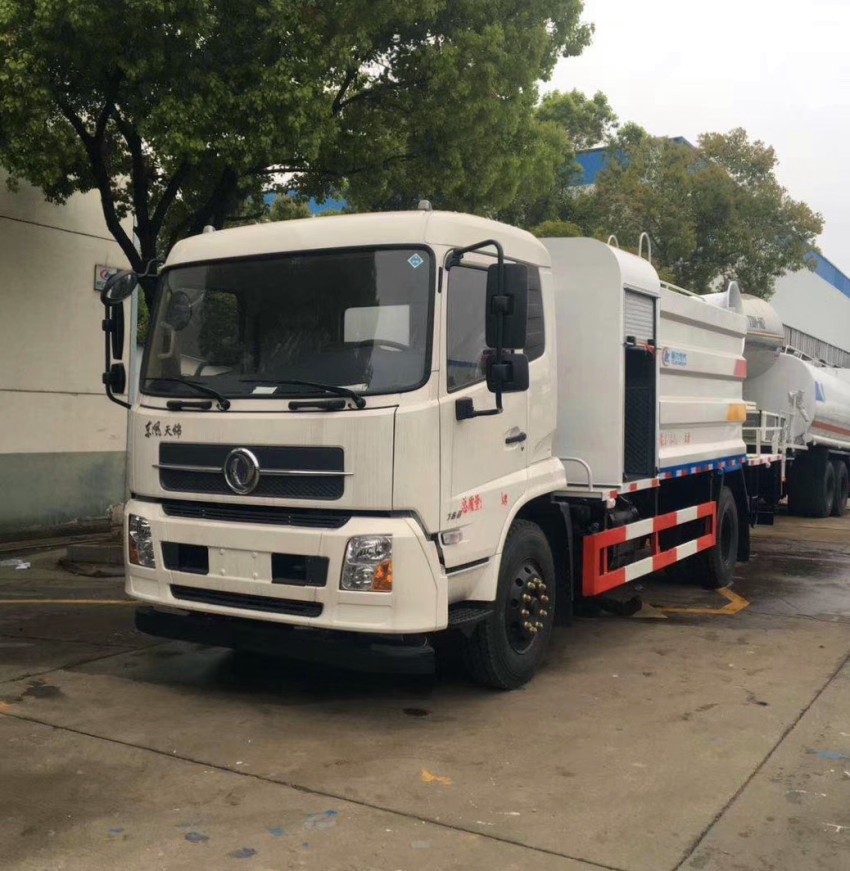 桂林灑水車銷售_桂林灑水車廠家價格-程力集團 桂林灑水車銷售_桂林灑水車廠家價格-程力集團