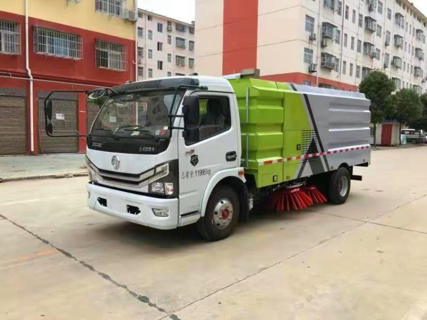 東風小多利卡5方程力掃路車 社區路面清掃車 廠區地面清掃車 東風小多利卡5方程力掃路車 社區路面清掃車 廠區地面清掃車