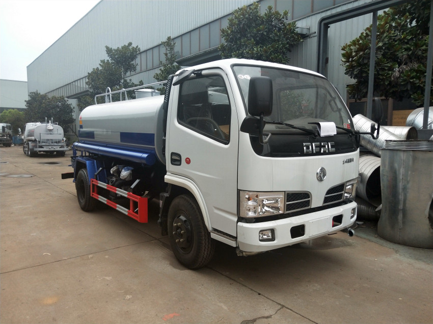 5方灑水車 綠化灑水車 小區(qū)路面灑水車-程力灑水車廠家直銷 5方灑水車 綠化灑水車 小區(qū)路面灑水車-程力灑水車廠家直銷