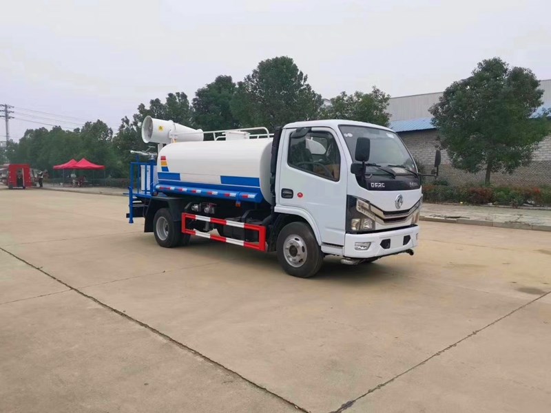 霧炮灑水車(chē) -灑水車(chē) -10噸霧炮揚(yáng)塵灑水車(chē) 一輛多少錢(qián) 霧炮灑水車(chē) -灑水車(chē) -10噸霧炮揚(yáng)塵灑水車(chē) 一輛多少錢(qián)