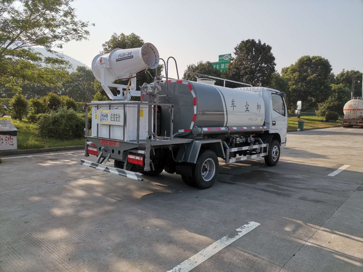 東風(fēng)灑水車跑著突然沒勁了-灑水車沒勁了該怎么辦 東風(fēng)灑水車跑著突然沒勁了-灑水車沒勁了該怎么辦