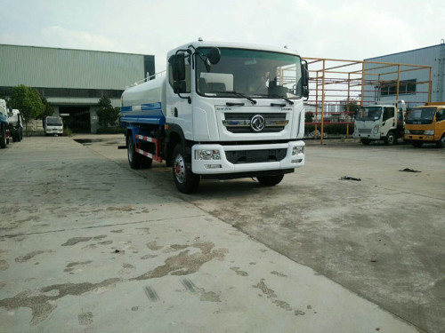 東風(fēng)D9灑水車火熱-灑水車銷售領(lǐng)先行業(yè)-程力灑水車專業(yè)廠 東風(fēng)D9灑水車火熱-灑水車銷售領(lǐng)先行業(yè)-程力灑水車專業(yè)廠