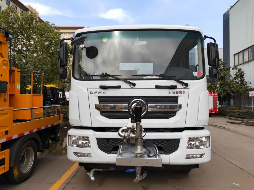 多功能灑水車與霧炮車有什么區別-灑水車有哪些用途-湖北程力 多功能灑水車與霧炮車有什么區別-灑水車有哪些用途-湖北程力