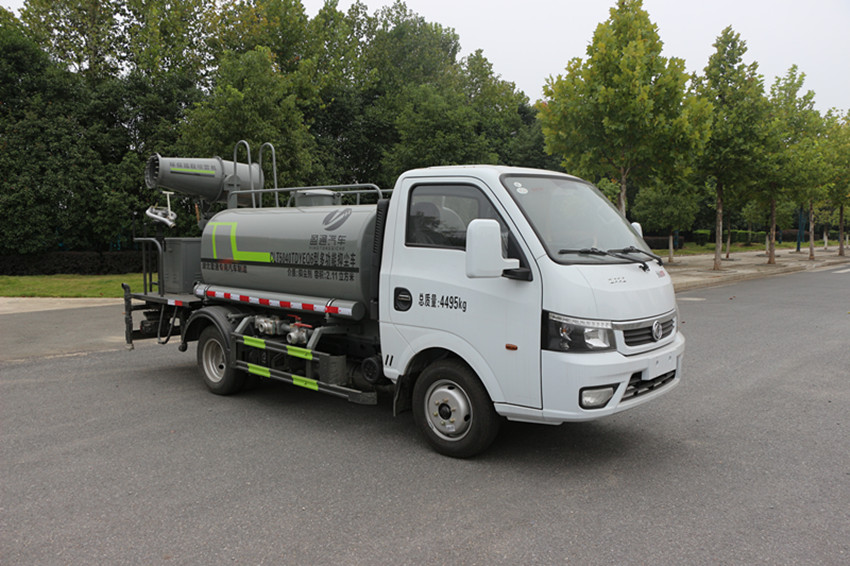 小型2噸灑水車多少錢一輛-小型灑水車生產(chǎn)廠家-湖北盈通 小型2噸灑水車多少錢一輛-小型灑水車生產(chǎn)廠家-湖北盈通