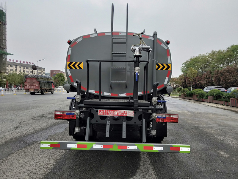 東風(fēng)D9灑水車12噸 東風(fēng)D9灑水車12噸