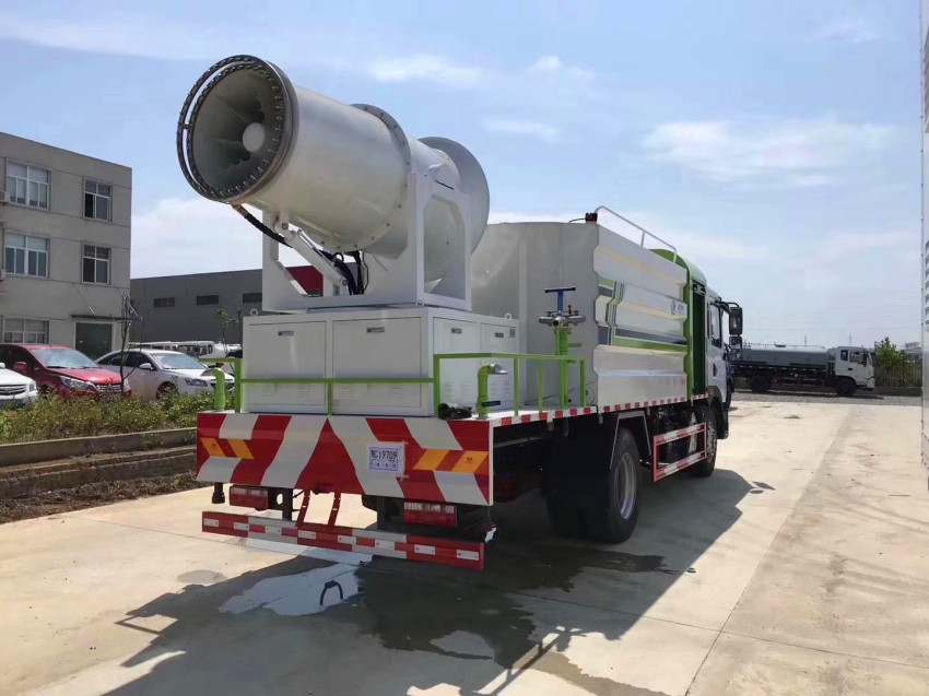 灑水車一般多少錢-灑水車多少錢一輛-湖北盈通灑水車生產廠家 灑水車一般多少錢-灑水車多少錢一輛-湖北盈通灑水車生產廠家