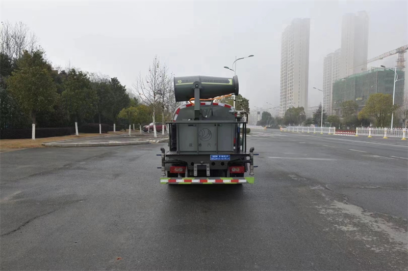 3噸藍牌灑水車 3噸藍牌灑水車