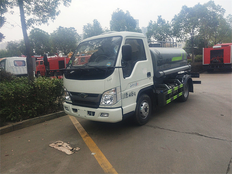 小型灑水車 小型灑水車