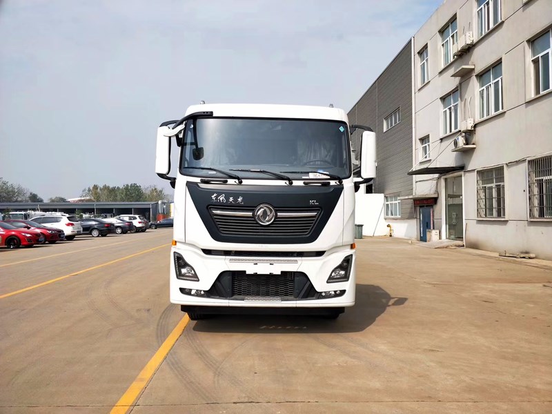 二十方灑水車 二十方灑水車