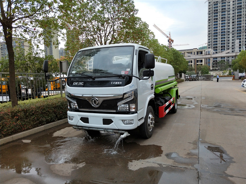 一個(gè)灑水車(chē)多少錢(qián)一輛 一個(gè)灑水車(chē)多少錢(qián)一輛