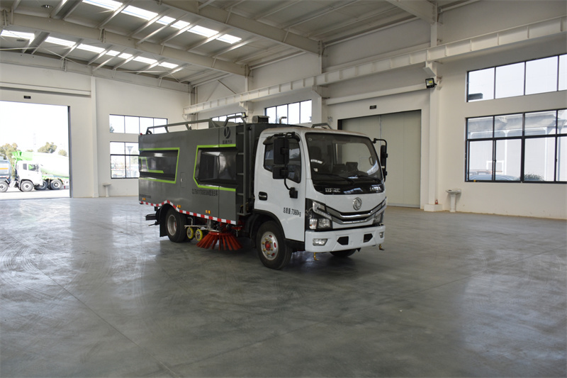 東風多利卡5.5方洗掃車-5方清掃車廠家報價-湖北盈通 東風多利卡5.5方洗掃車-5方清掃車廠家報價-湖北盈通