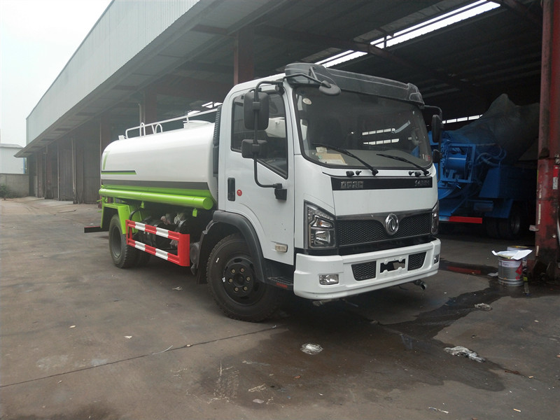 8方灑水車一輛多少錢--灑水車報價及購買指南 8方灑水車一輛多少錢--灑水車報價及購買指南