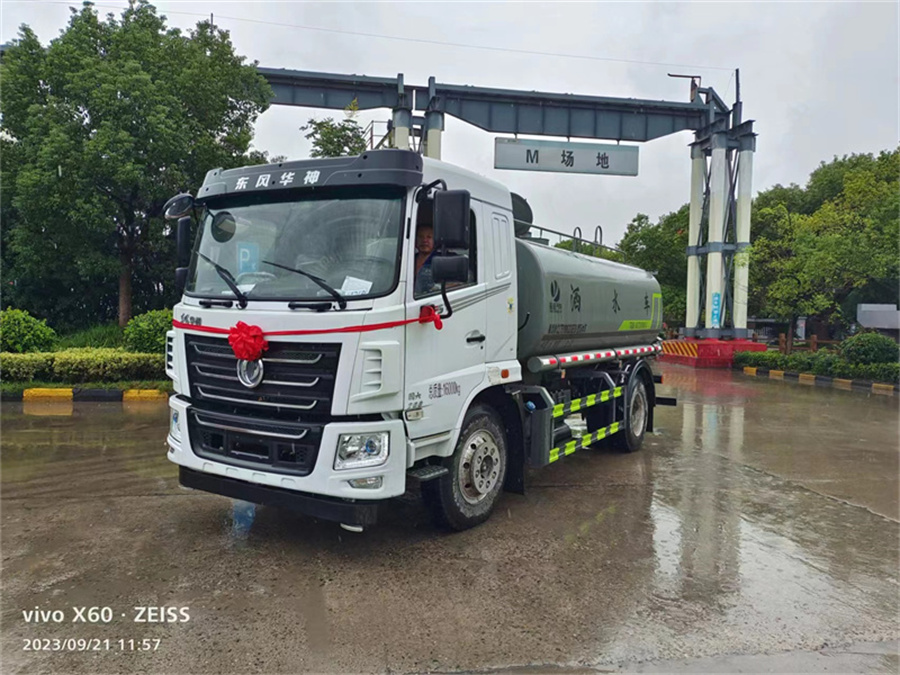 綠化灑水車一般多少錢-綠化灑水車的作用與適用場景 綠化灑水車一般多少錢-綠化灑水車的作用與適用場景
